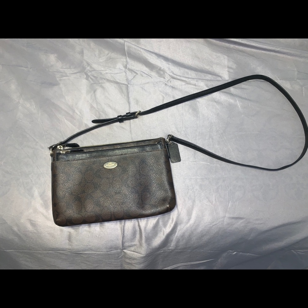 SOLD ❌Two piece Coach crossbody